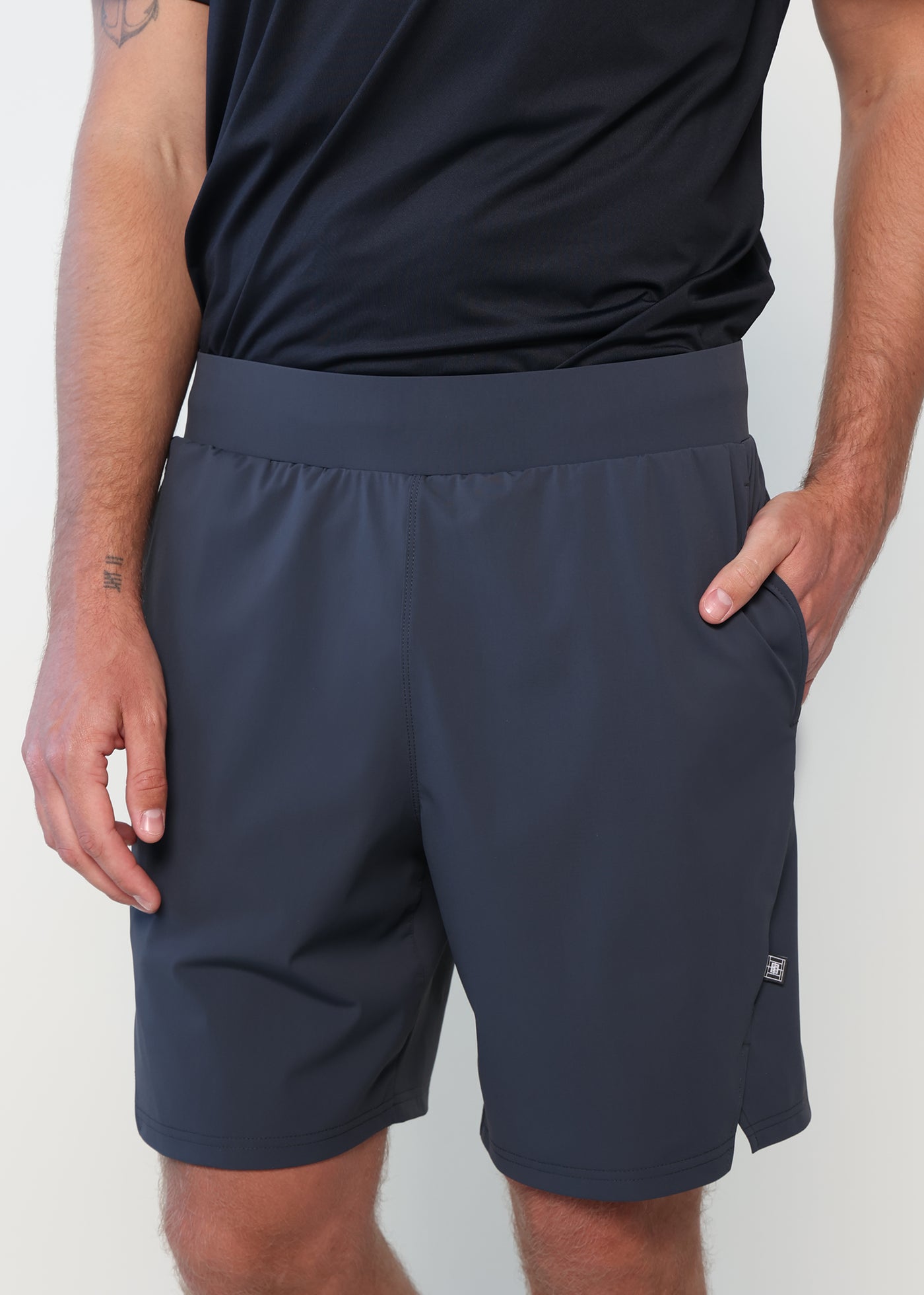 ROGER SHORTS DARK GREY